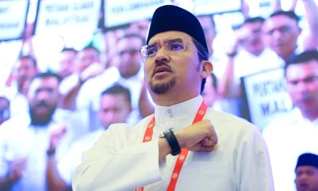 Gempar!! Asyraf Wajdi “offer” Muhyiddin masuk Umno Gempar!! Asyraf Wajdi “offer” Muhyiddin masuk Umno