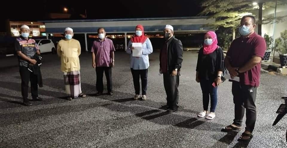 UMNO Tanjung Malim nafi naik kain rentang desak Zahid berundur