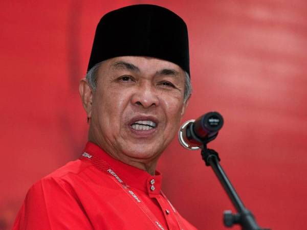 Pemuda UMNO Perak selar desakan supaya Zahid berundur sebagai Presiden