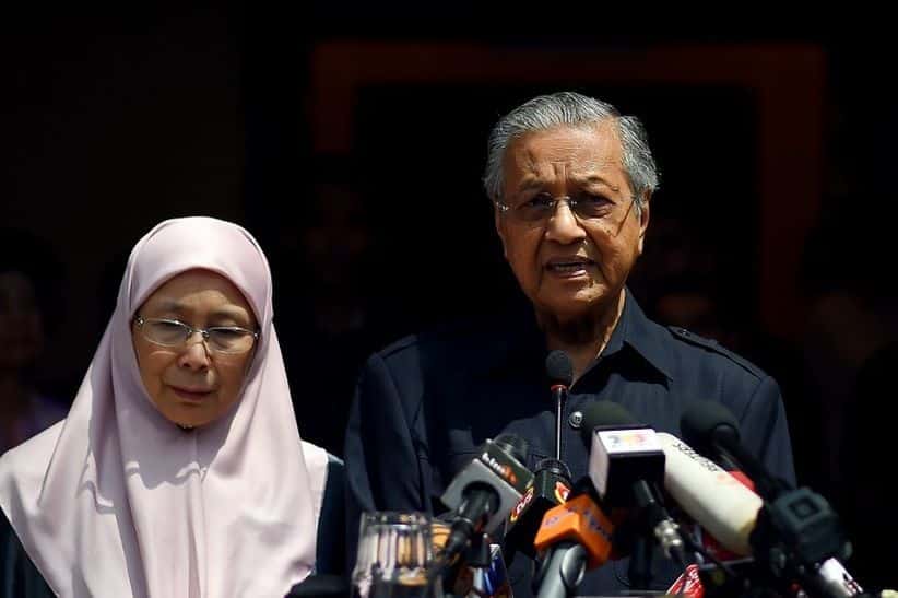 Agong pernah cadangkan Wan Azizah jadi PM Interim tapi Mahathir tak setuju