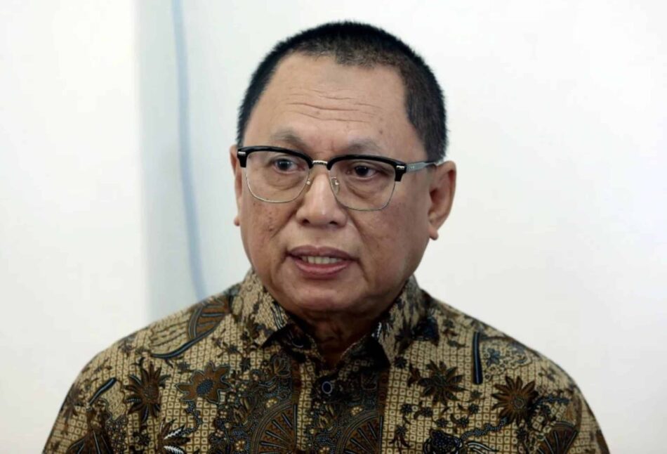 Memoir Tommy Thomas: Pemimpin UMNO hairan kenapa DAP senyap sepi?