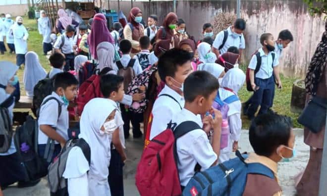 Masalah air Kelantan : Tindakan pengarah HPRZ II betul, sekolah pula diarah tutup ketiadaan air