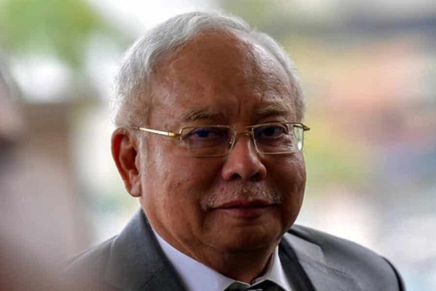 Bongkar!!! Najib berang kerajaan PN menipu dalam isu perlanggaran had hutang negara