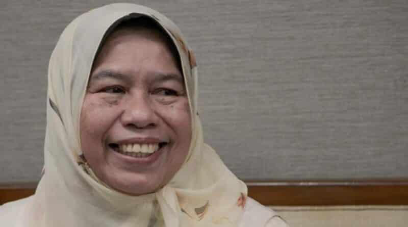 Khianat parti : Hasrat Zuraida cuba ketepi saman RM10j PKR ditolak mahkamah