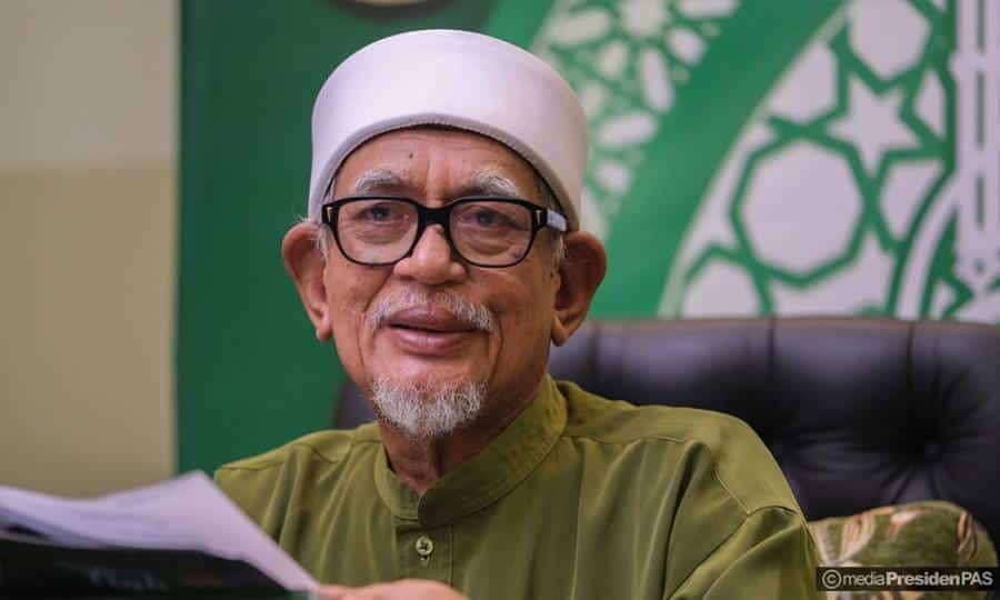 Hadi tewaskan Anwar dalam undian pemimpin politik paling popular selepas Muhyiddin