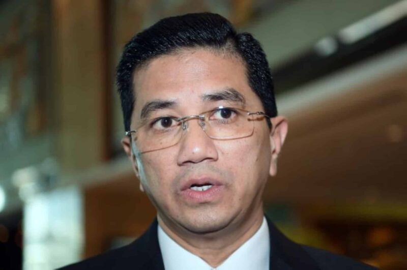 Azmin pertahan Takiyuddin, titah Agong sejajar rancangan kerajaan buka semula Parlimen