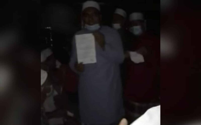 [VIDEO] Tak serik langgar SOP, jemaah masjid Pasir Mas bangga tayang surat saman