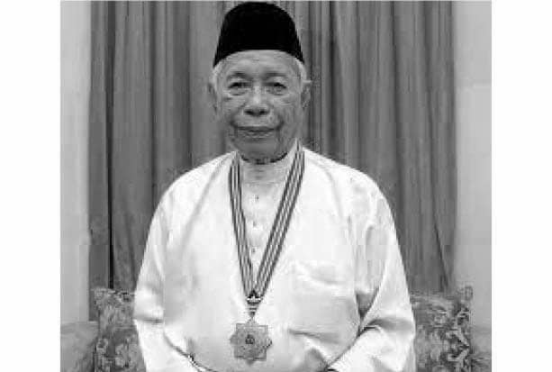 Sabah berduka, Tun Sakaran Dandai meninggal dunia akibat Covid-19