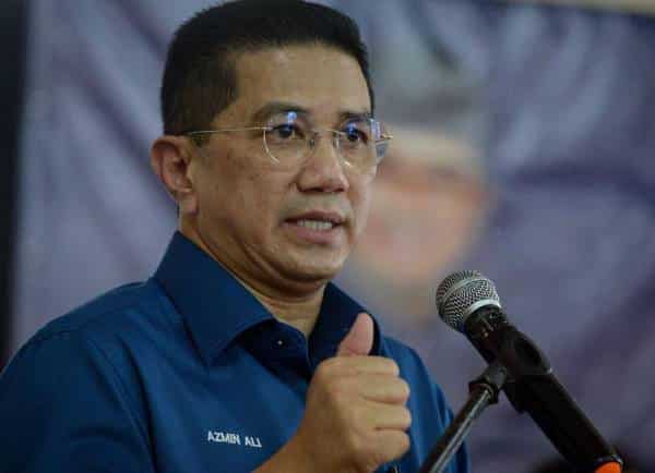 PRN Melaka : Azmin yakin pertembungan tiga penjuru akan berpihak kepada PN