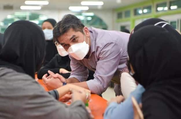Senator PKR dakwa Radzi Jidin ‘lemau’ Senator PKR dakwa Radzi Jidin ‘lemau’