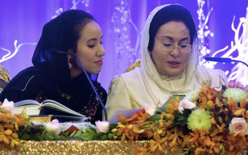 Selepas Zahid, giliran Rosmah pula minta passportnya dikembalikan Selepas Zahid, giliran Rosmah pula minta passportnya dikembalikan