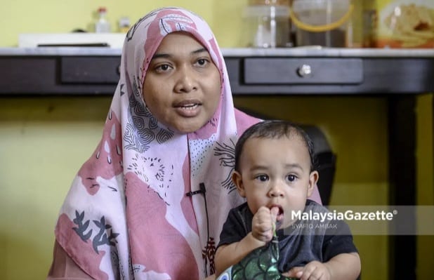 Selepas menang, Siti Nor Hidayah tunai hajat sedekah pisang ke masjid