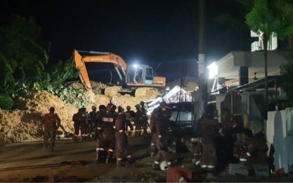 Tragedi tanah runtuh Ampang, 4 mangsa maut sehingga kini
