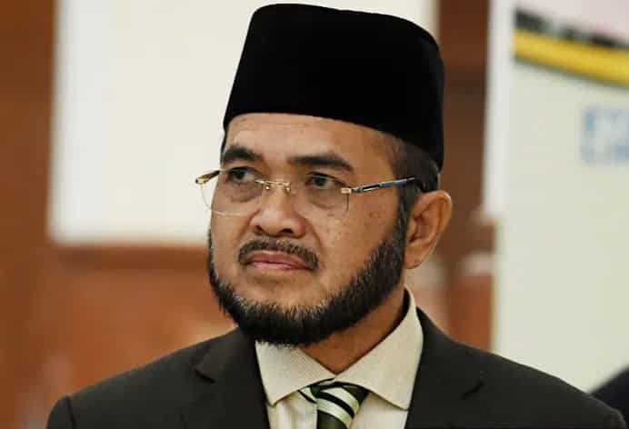 Harga dedak naik lagi, apa pula alasan menteri selepas ini Harga dedak naik lagi, apa pula alasan menteri selepas ini