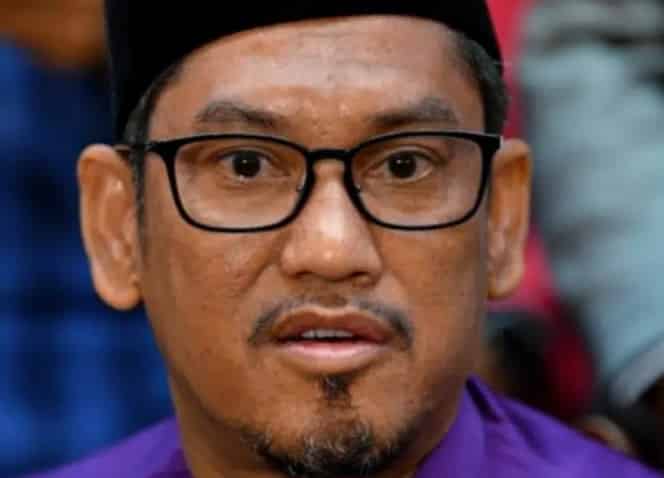 Najib tuduh kerajaan Peja jual tanah tapak lapangan terbang Ipoh di Seri Iskandar