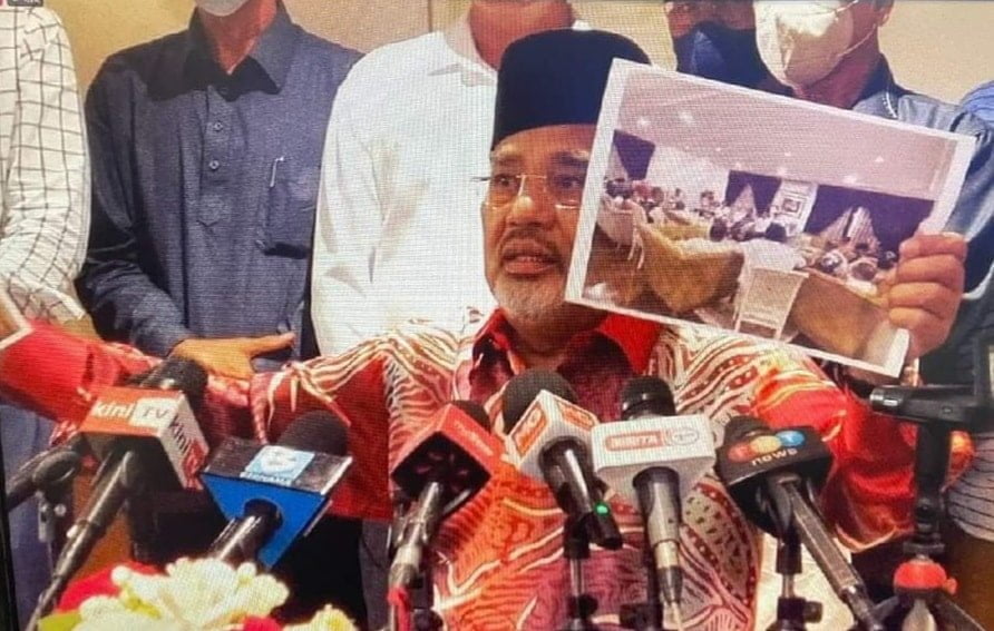 Tajuddin dedah plan rahsia Najib dan Tok Mat ‘tendang’ Zahid Tajuddin dedah plan rahsia Najib dan Tok Mat ‘tendang’ Zahid