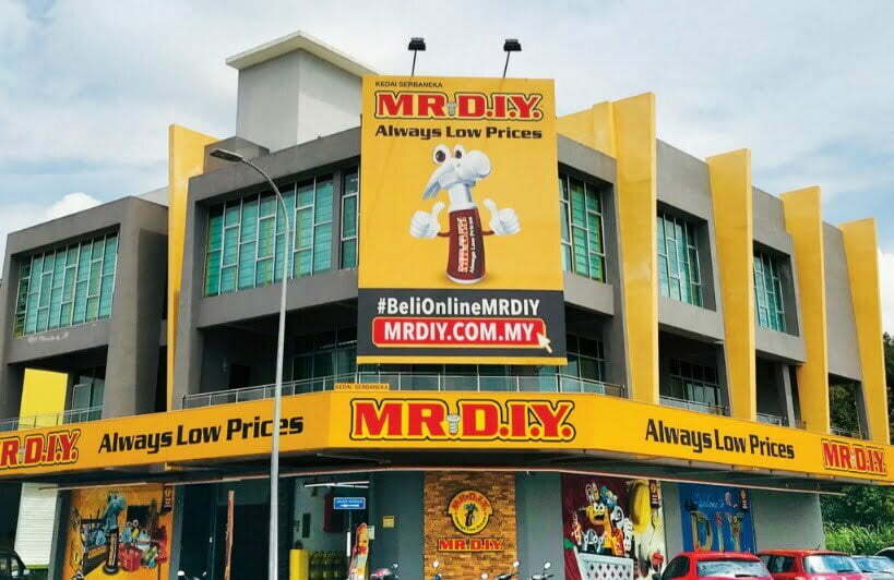 Ketika pasaraya BMF Malakat Mall makin sendu, MR. DIY pula terima nasib berbeza