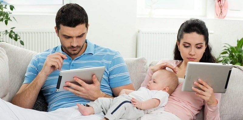 Senang je mak ayah nak rosakkan anak sebenarnya