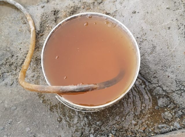 Pas sibuk persoal kerajaan jamu rakyat makanan, mereka jamu air kotor warna teh ais