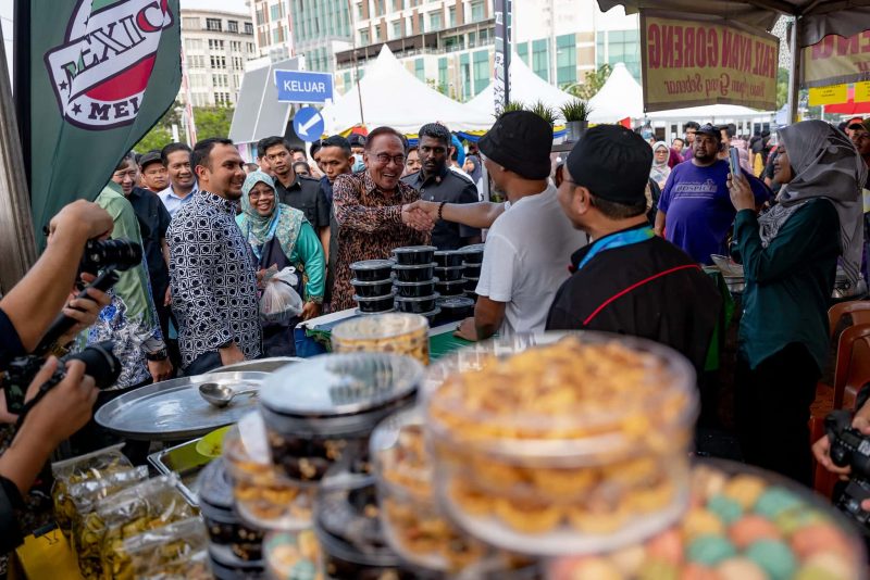 Peniaga bazar Ramadan lega PM umum sewa tapak dikurangkan kepada RM850