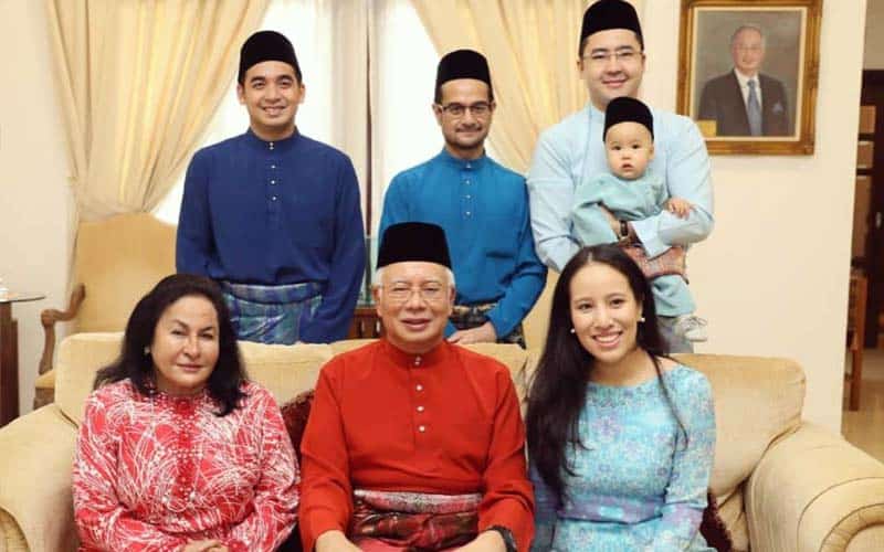 Kisah keluarga tiri Najib yang ramai tak tahu, ada 5 perkara ‘misteri’ yang berlaku