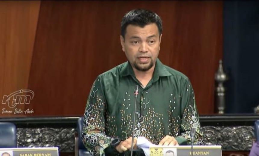 “Mengapa selama 33 bulan korang pegang kuasa tak berbangkit langsung isu uniform nurse, sekarang baru nak menyalak?”, – lakonan prihatin MP Pas berakhir dengan makian wargamaya “Mengapa selama 33 bulan korang pegang kuasa tak berbangkit langsung isu uniform nurse, sekarang baru nak menyalak?”, – lakonan prihatin MP Pas berakhir dengan makian wargamaya