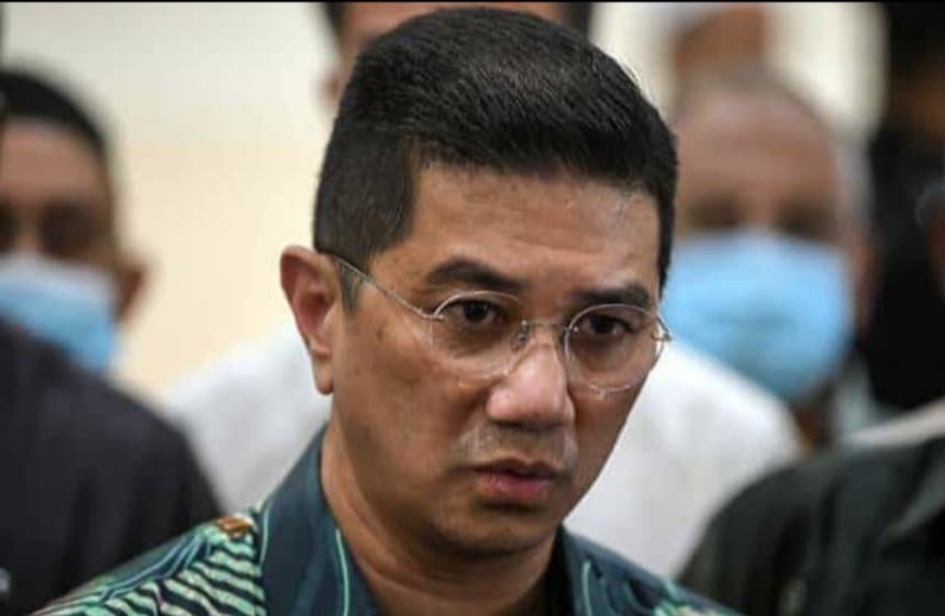 Dakwa PKR enggan calonkan Amiruddin sebagai MB, netizen pula ingatkan Azmin sejarah dia sailang Wan Azizah jadi MB