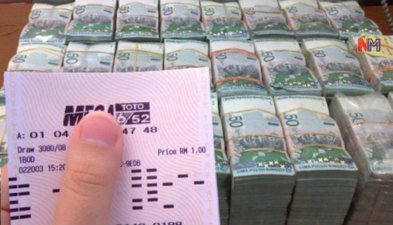 Gara-gara bawa anak perempuan beli kasut baru, lelaki terbeli loteri dan menang RM28.9 juta