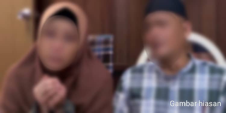 “Abah pusing dan toleh kat mak, abah selawat dan abah lafazkan cerai talak 1 kat mak, semua orang terkejut masa tu, abah cakap, abah tak boleh hidup dengan mak yang menzalimi anaknya”