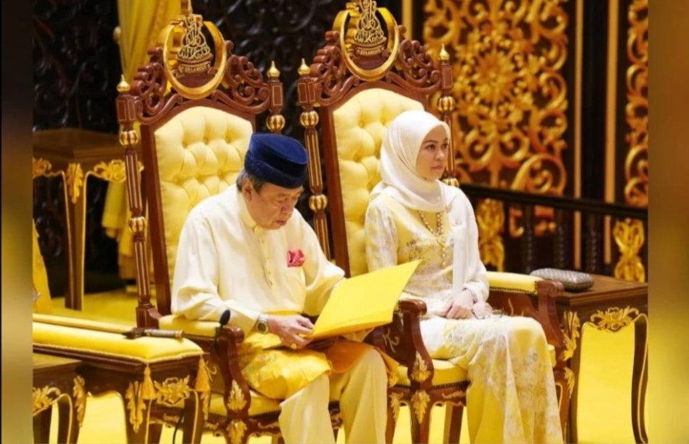 Sikap biadab mereka ini melangkaui batas-batas dan nilai keperibadian orang Islam dan Melayu – Sultan Selangor luah murka sikap Sanusi secara terbuka