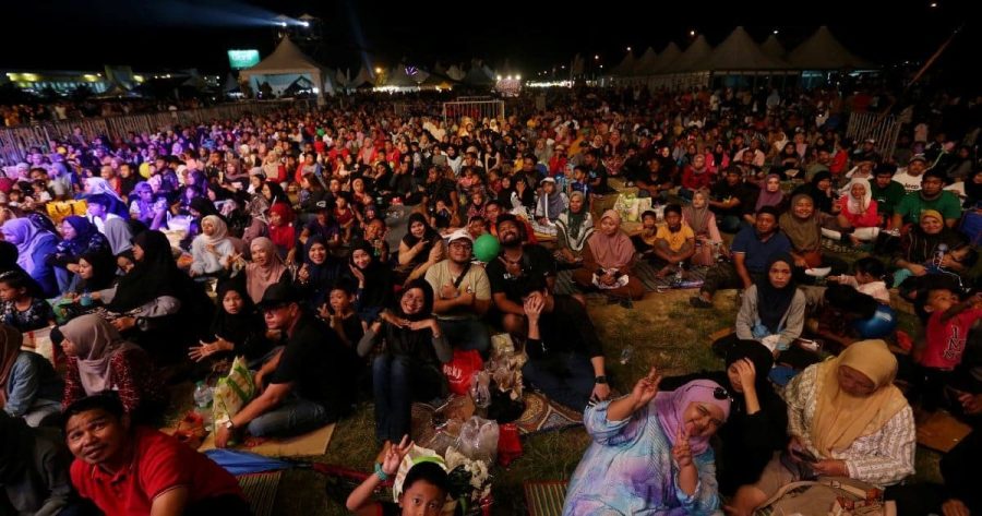 Puluhan ribu rakyat Kelantan banjiri konsert Jom Heboh