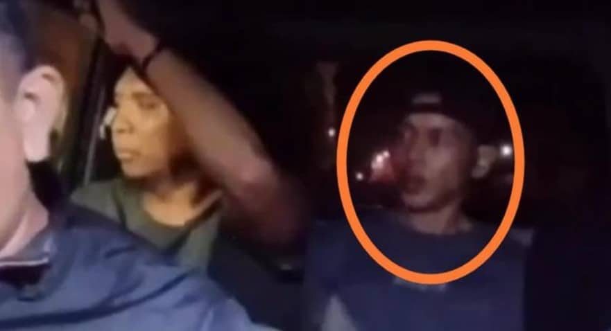 [VIDEO] Pemuda ditangkap kerana mencuri, selamba terberak dalam kereta polis