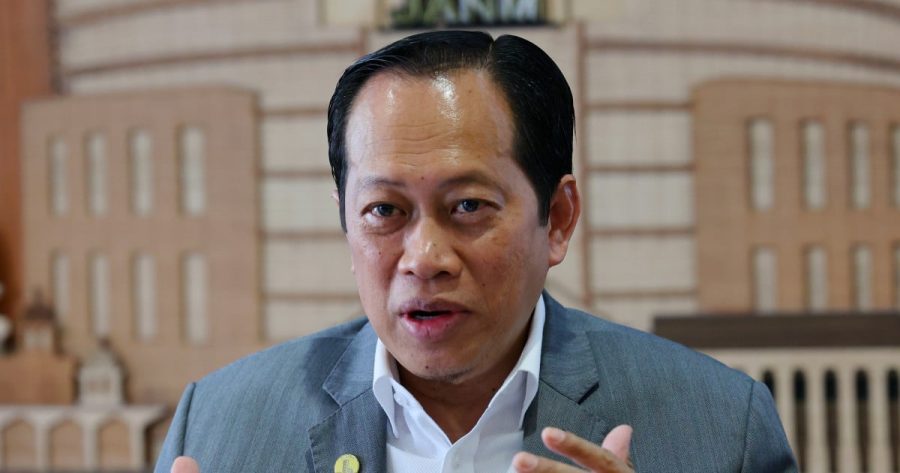 10 ahli parlimen Umno nak sertai PN kena sediakan RM1 bilion – Mat Maslan