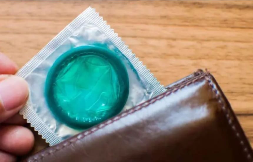 Penemuan kondom berjaya bongkar kisah curang suami dengan pelajar kolej
