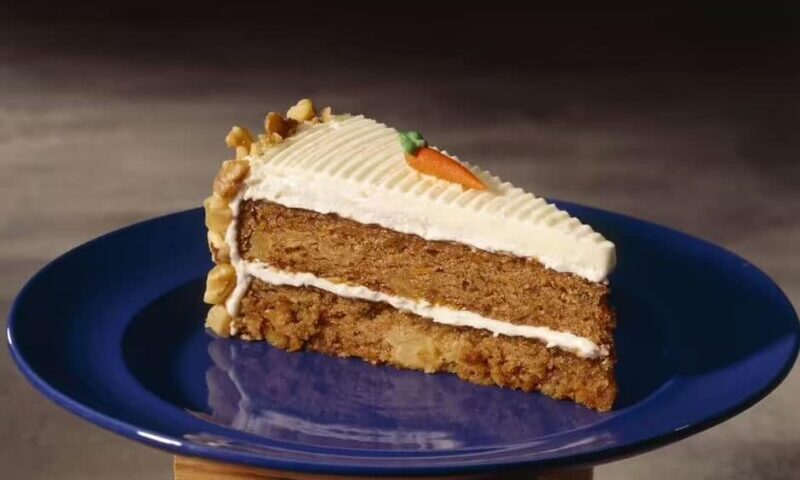 Make the ‘best carrot cake’ with simple baker’s recipe that has a ‘delicious zing’