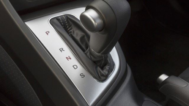 Ramai tak tahu beberapa tabiat ini boleh sebabkan enjin kereta auto cepat rosak Ramai tak tahu beberapa tabiat ini boleh sebabkan enjin kereta auto cepat rosak
